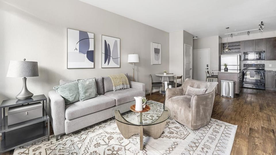 Landing Modern Apartment with Amazing Amenities (ID3151X13) Apartment in Louisville