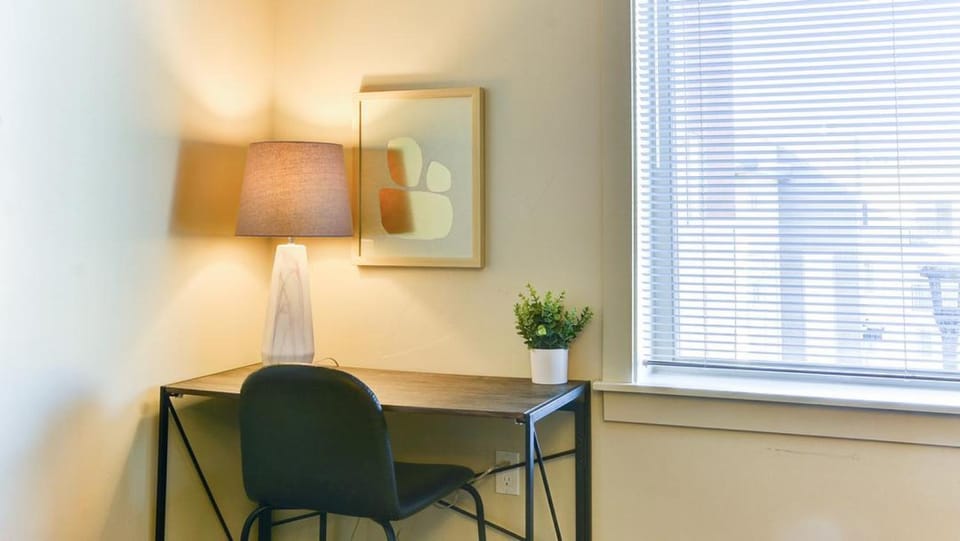 Landing Modern Apartment with Amazing Amenities (ID6644) Apartment in Sandy