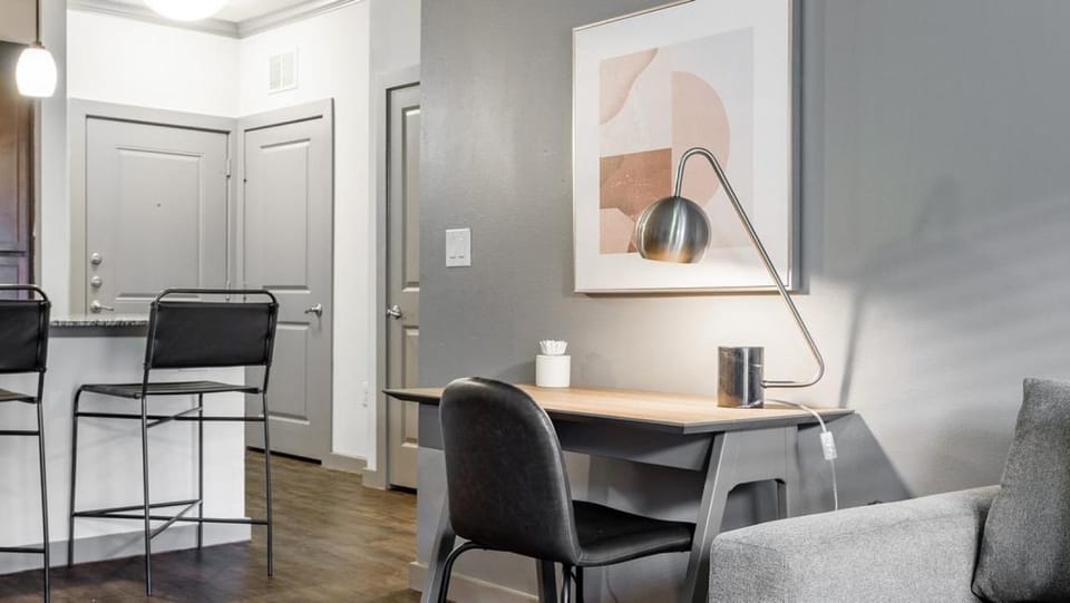 Landing Modern Apartment with Amazing Amenities (ID8187X12) Apartment in Round Rock