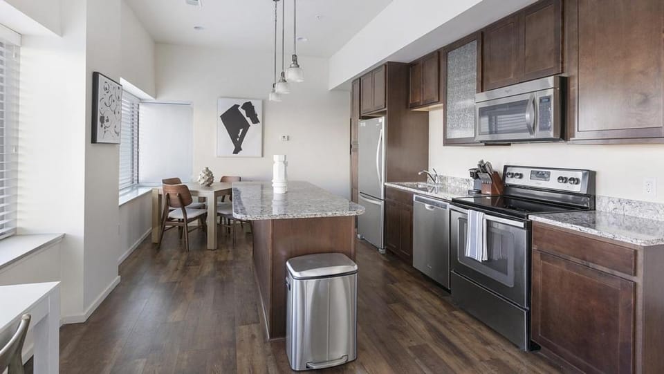 Landing Modern Apartment with Amazing Amenities (ID8910X05) Apartment in Omaha