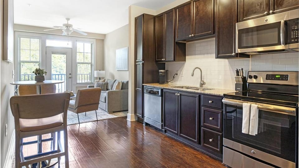 Landing Modern Apartment with Amazing Amenities (ID5860X16) Apartment in Raleigh