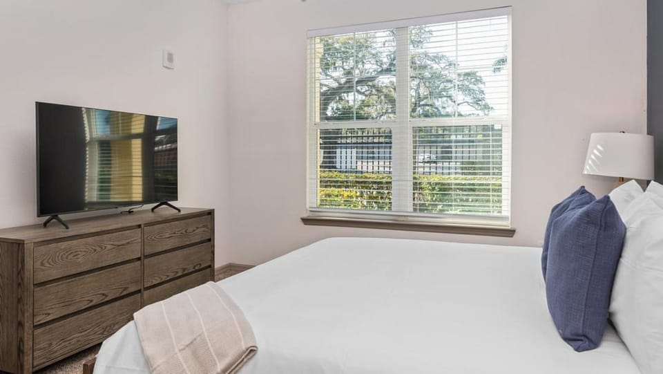 Landing Modern Apartment with Amazing Amenities (ID3111X20) Apartment in Bradenton