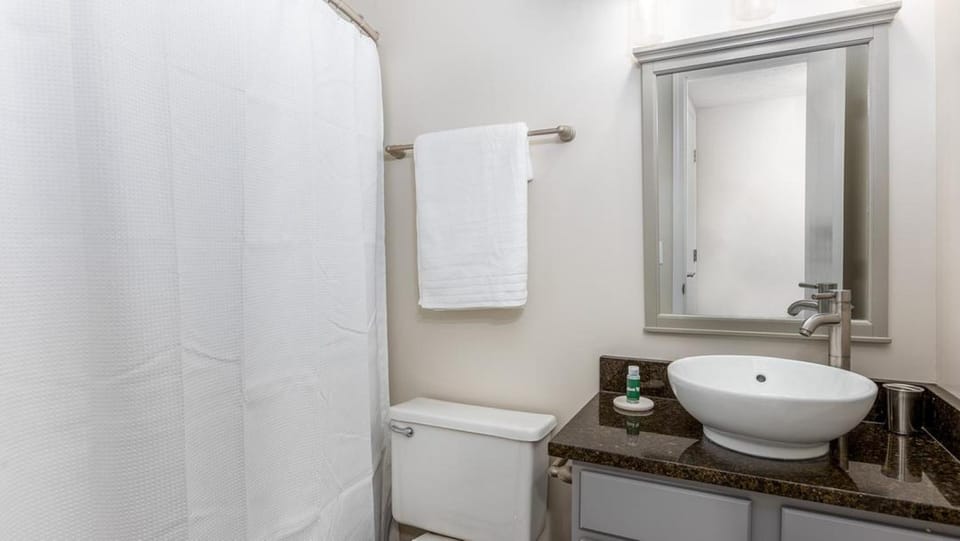 Landing Modern Apartment with Amazing Amenities (ID4782X33) Apartment in Ohio
