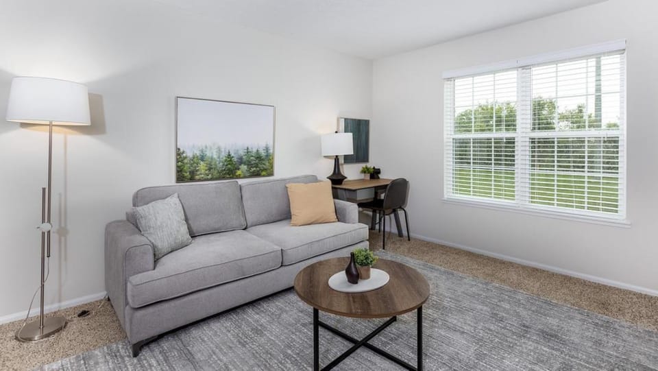 Landing Modern Apartment with Amazing Amenities (ID4782X33) Apartment in Ohio