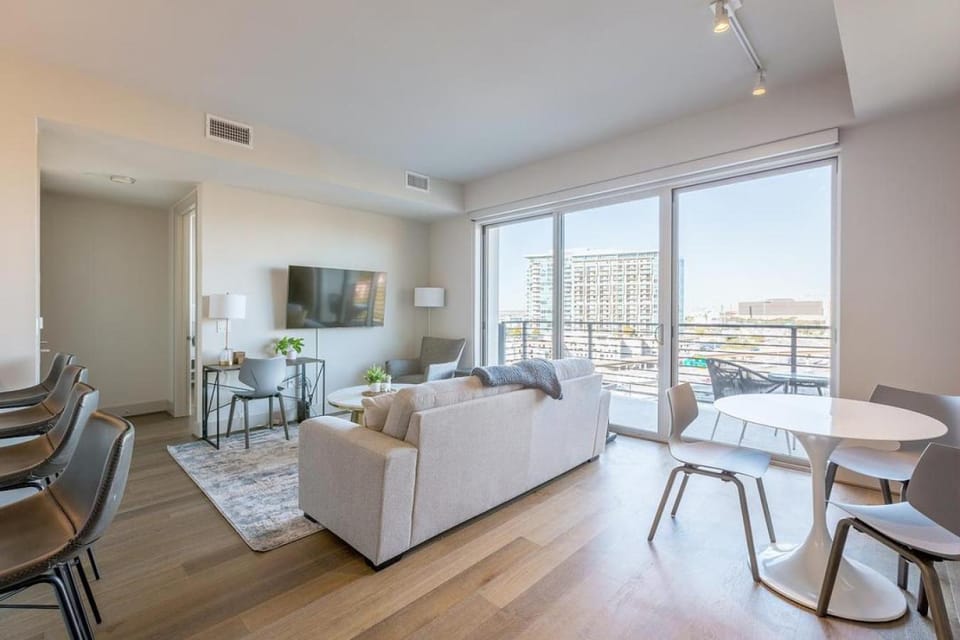 Landing Modern Apartment with Amazing Amenities (ID512) Apartment in Dallas