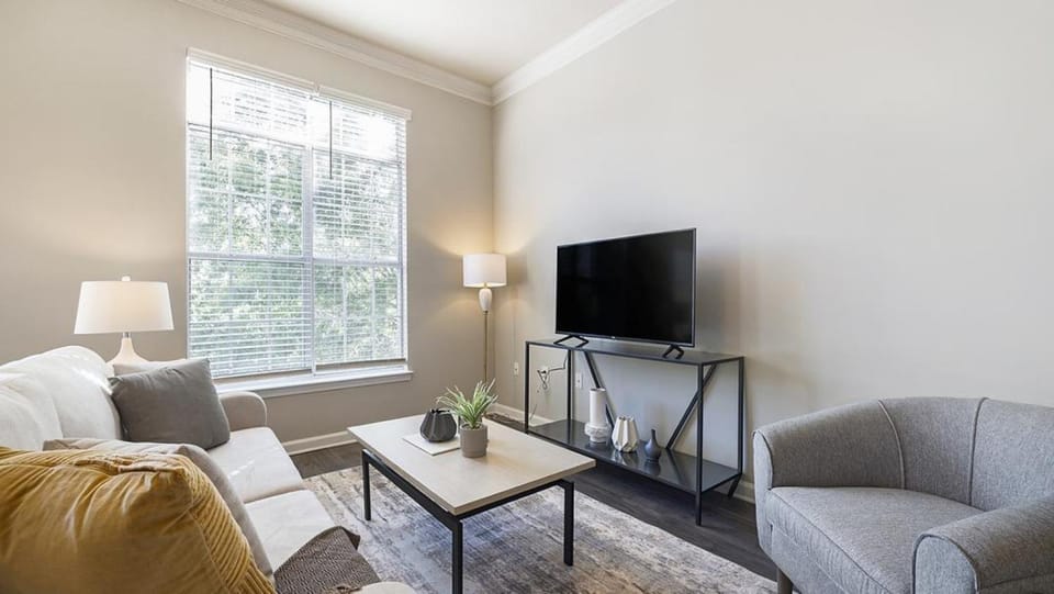 Landing Modern Apartment with Amazing Amenities (ID4486X21) Apartment in Georgia