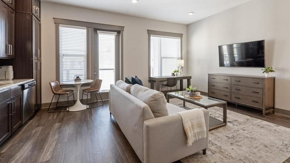 Landing Modern Apartment with Amazing Amenities (ID1847) Apartment in Dallas
