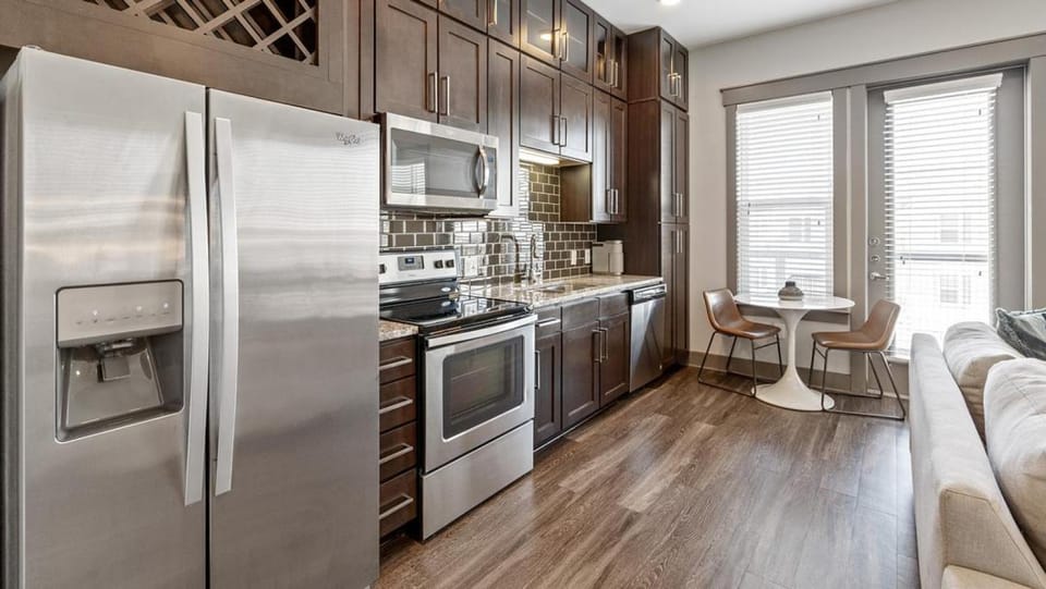 Landing Modern Apartment with Amazing Amenities (ID1847) Apartment in Dallas