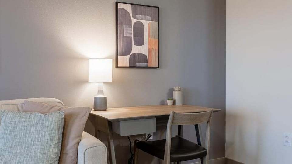Landing Modern Apartment with Amazing Amenities (ID7217X07) Apartment in Round Rock