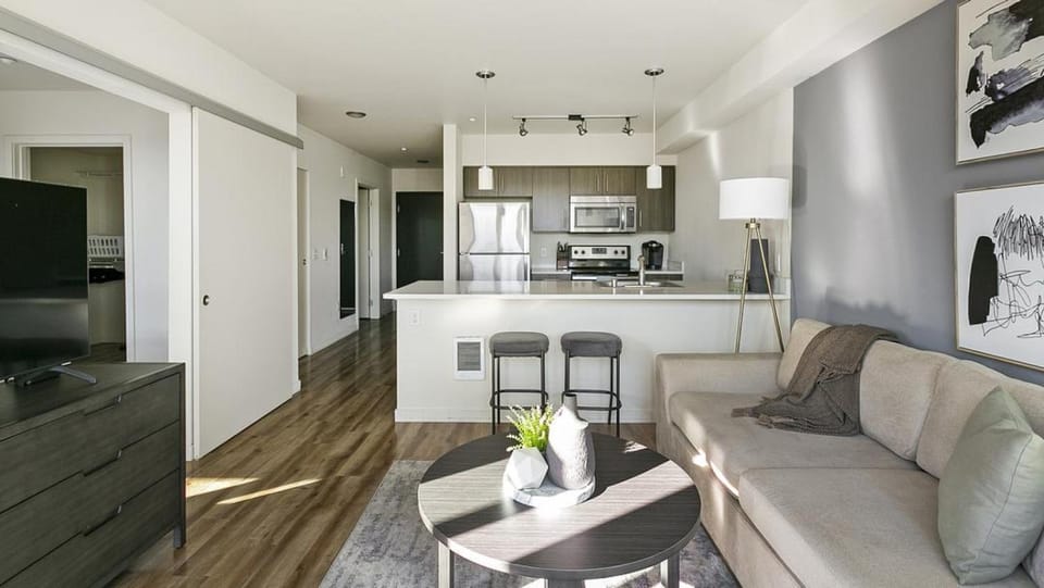 Landing Modern Apartment with Amazing Amenities (ID6509X60) Apartment in Tacoma