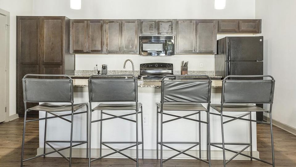 Landing Modern Apartment with Amazing Amenities (ID1241X451) Apartment in Oklahoma City