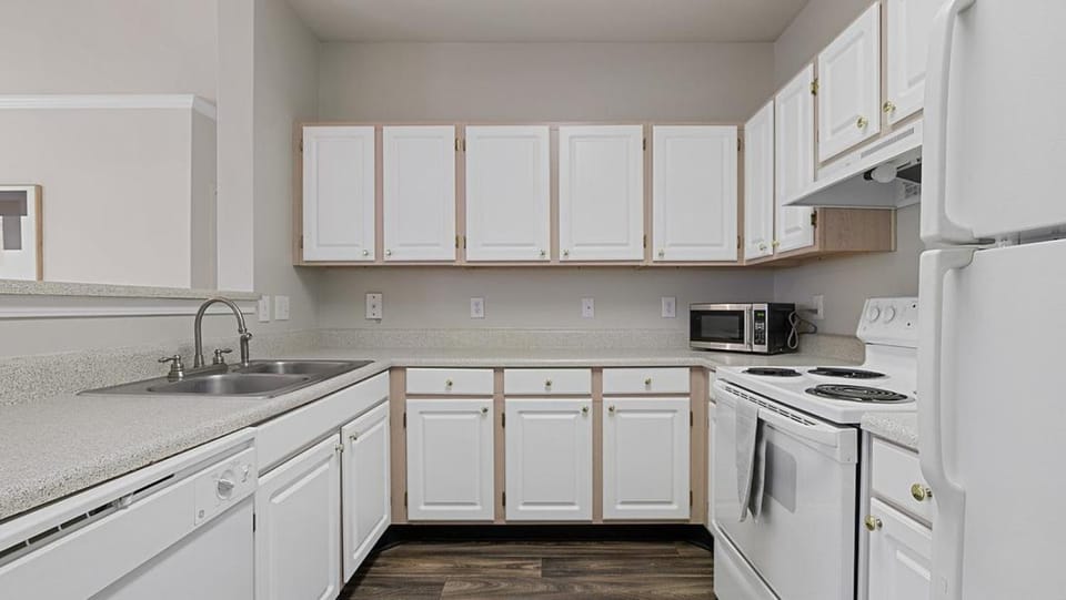 Landing Modern Apartment with Amazing Amenities (ID8132X18) Apartment in Winston-Salem