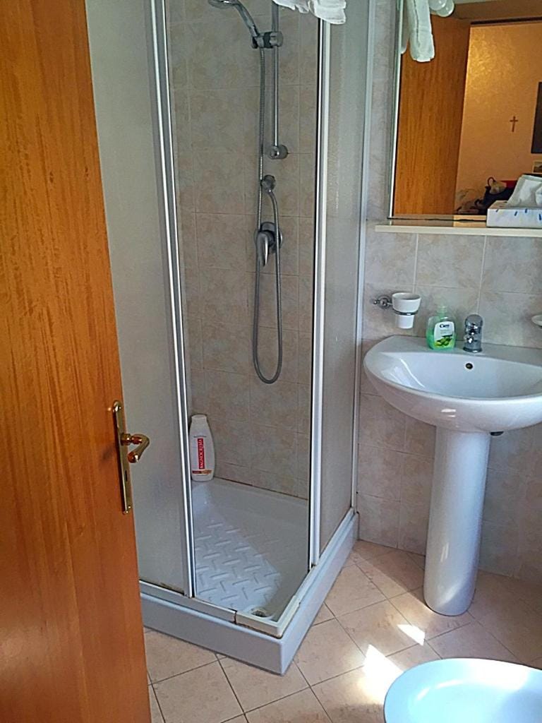 Property building, Other, Photo of the whole room