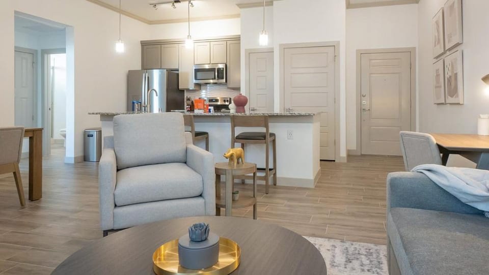 Landing Modern Apartment with Amazing Amenities (ID8372X28) Apartment in El Paso