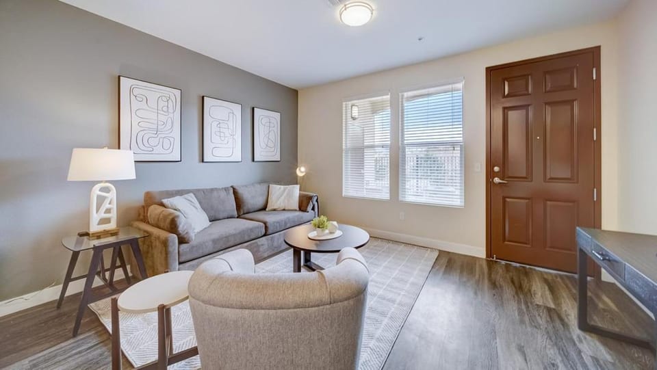 Landing Modern Apartment with Amazing Amenities (ID3881X47) Apartment in Reno