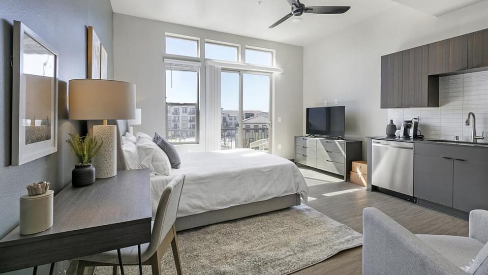 Landing Modern Apartment with Amazing Amenities (ID8265X12) Apartment in Reno