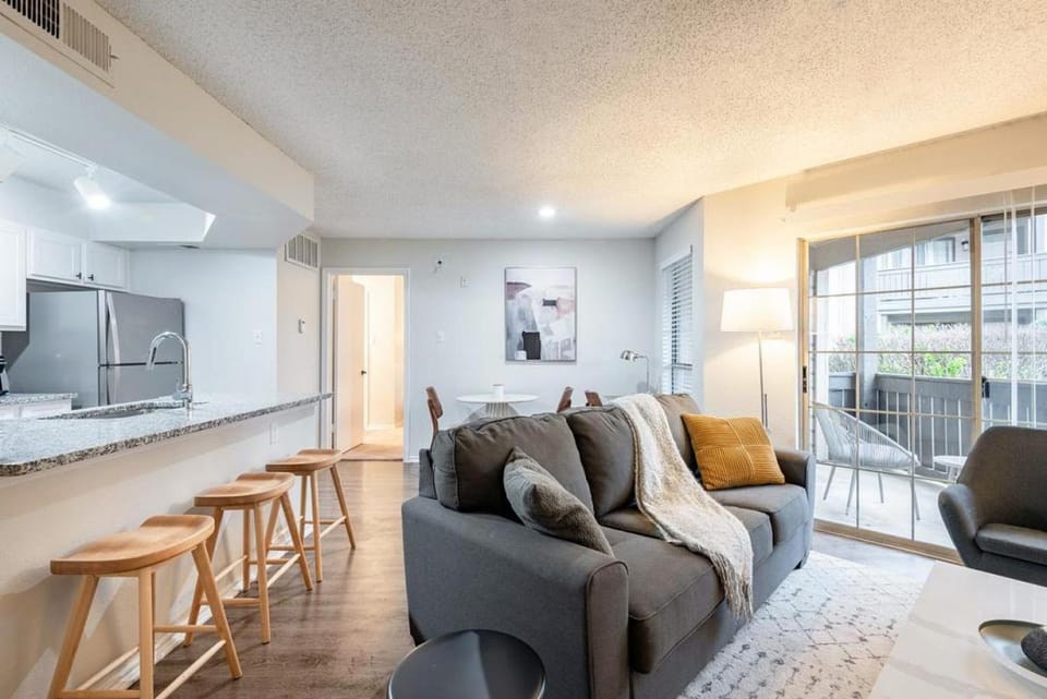 Landing Modern Apartment with Amazing Amenities (ID6054X71) Apartment in Fort Worth