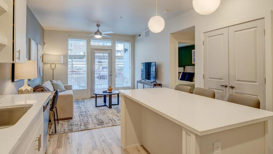Landing Modern Apartment with Amazing Amenities (ID7821X61) Apartment in Salt Lake City
