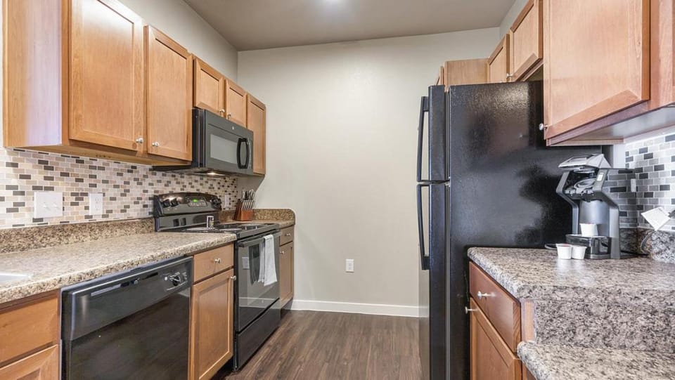 Landing Modern Apartment with Amazing Amenities (ID6709X12) Apartment in San Antonio