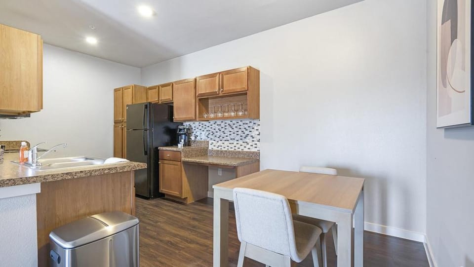 Landing Modern Apartment with Amazing Amenities (ID6709X12) Apartment in San Antonio