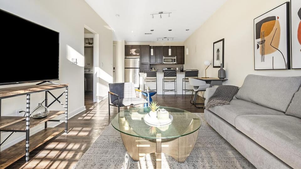 Landing Modern Apartment with Amazing Amenities (ID9897X91) Apartment in Charlotte