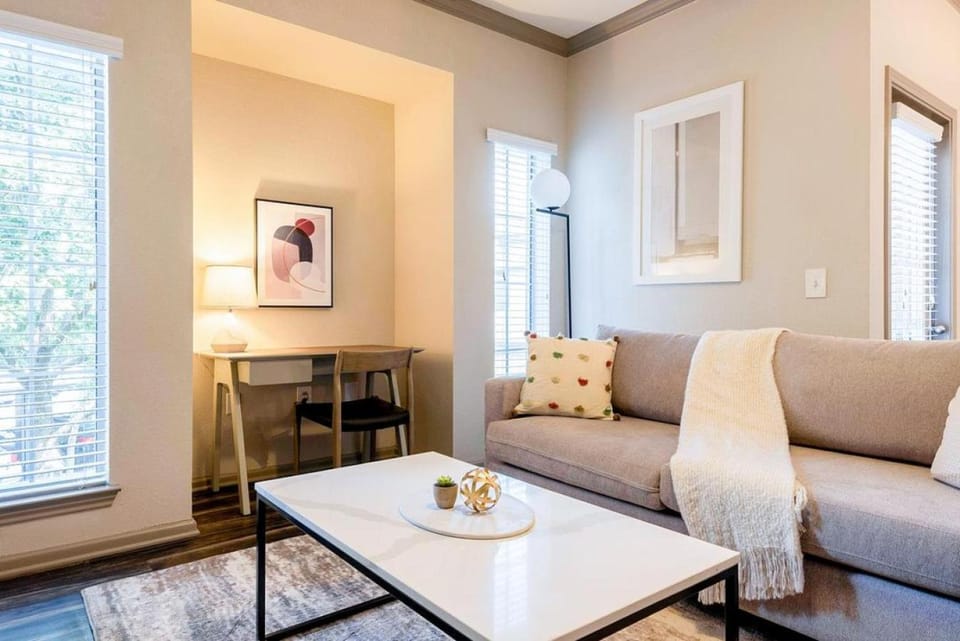 Landing Modern Apartment with Amazing Amenities (ID4320X88) Apartment in Cedar Park