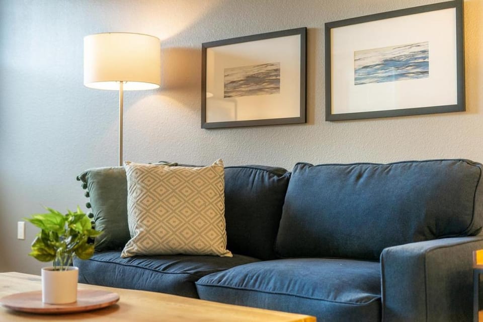 Landing Modern Apartment with Amazing Amenities (ID9011X9) Apartment in Hayward