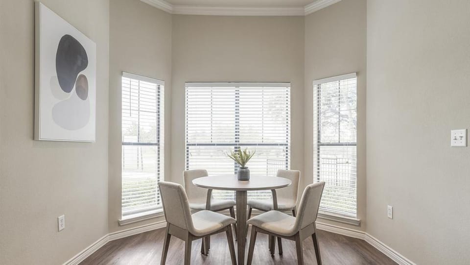 Landing Modern Apartment with Amazing Amenities (ID8961X66) Apartment in Austin