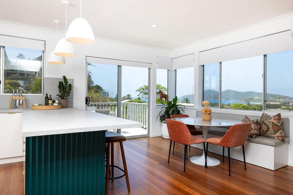 Dining area, Mountain view