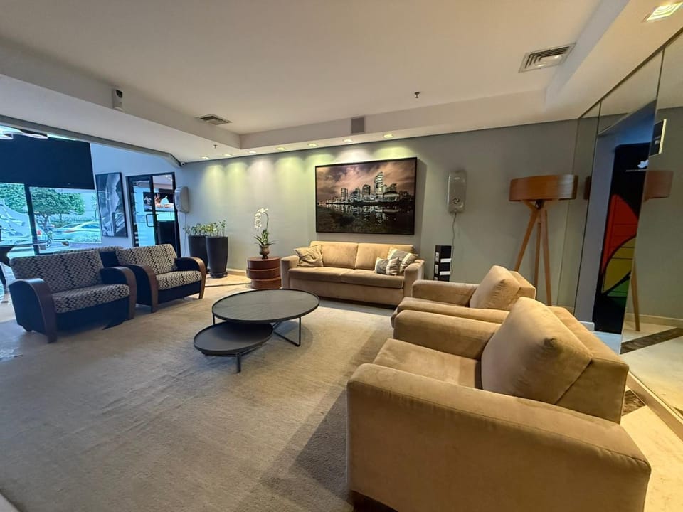 Communal lounge/ TV room, Living room, Lobby or reception