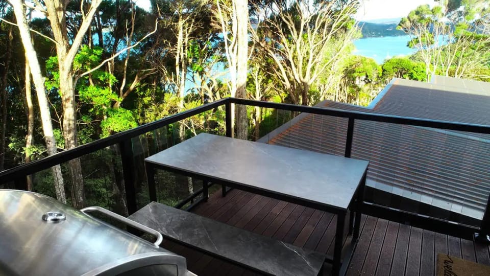 BBQ facilities, Balcony/Terrace, Sea view