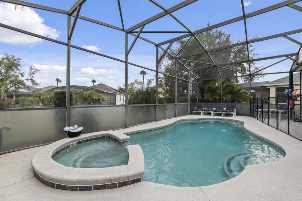 5bd Villa Eman Private PoolHot Tub close2Legoland House in Haines City