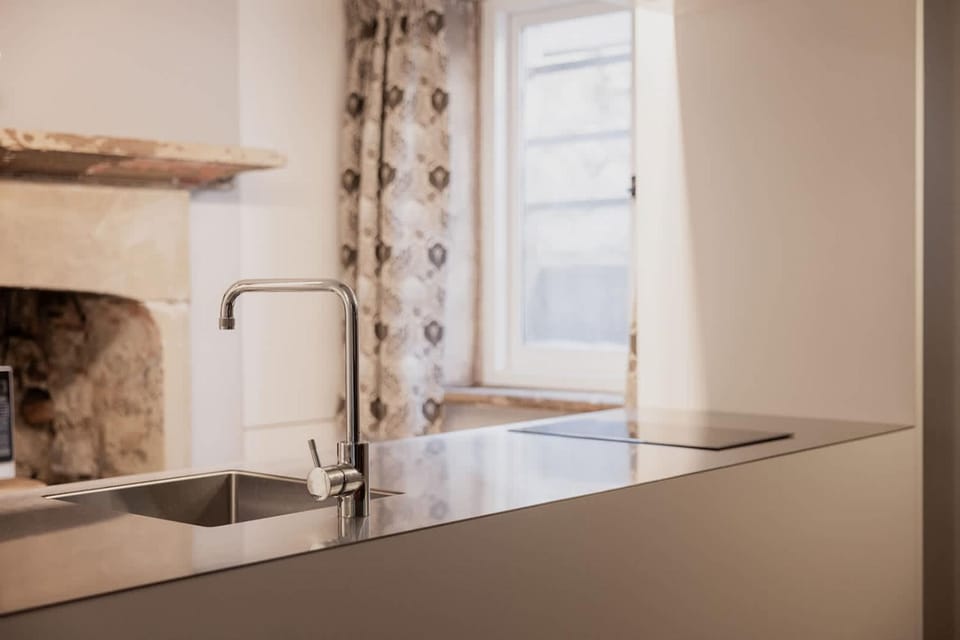 The Cellar Apartment in Hobart