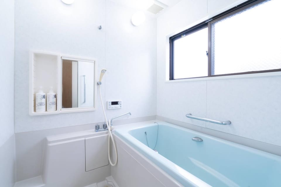 最大9名まで宿泊可能三宮駅至近1フロア貸切コンドミニアム Apartment in Kobe