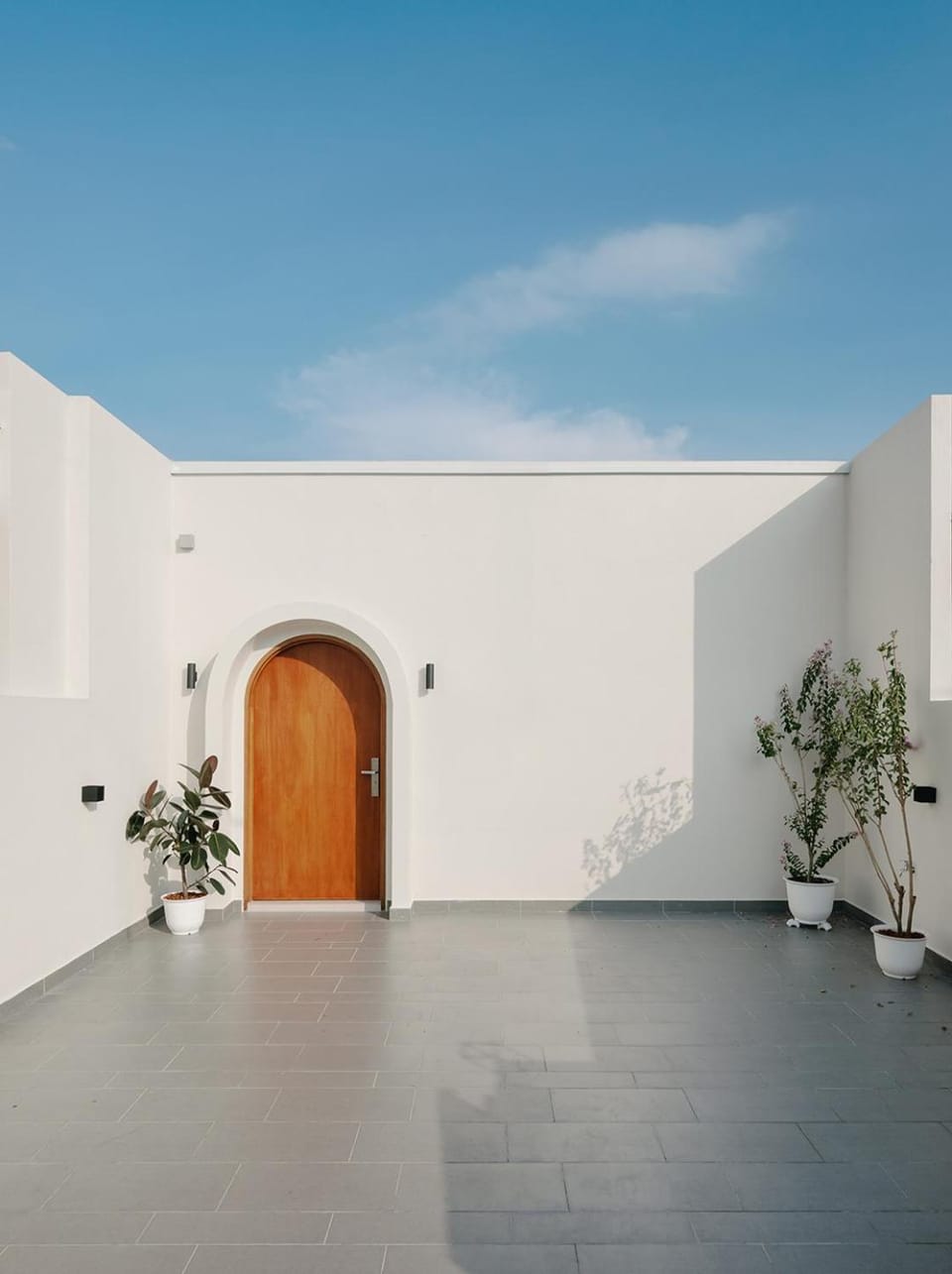 Facade/entrance, Day