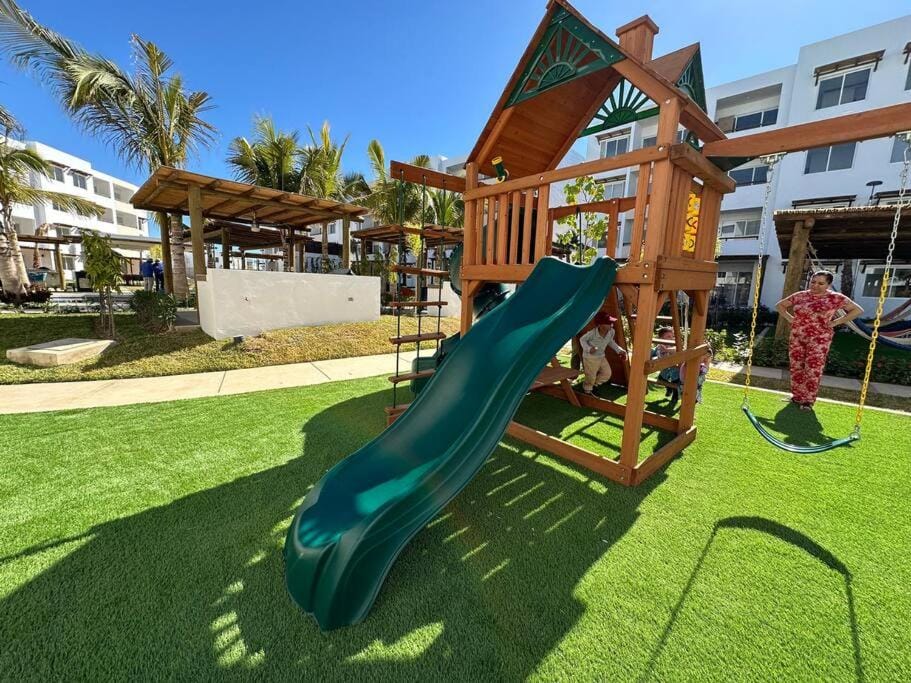 Children play ground, Children play ground