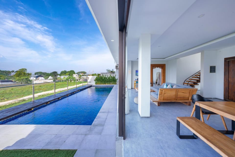 Property building, Swimming pool
