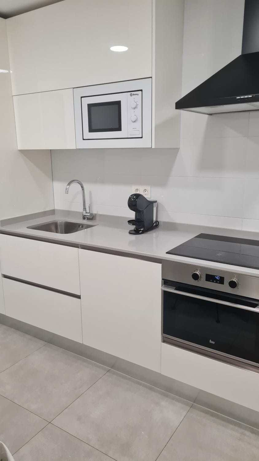 Coffee/tea facilities, dishwasher