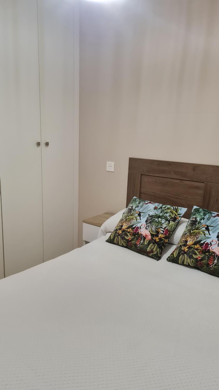 Bedroom, wardrobe