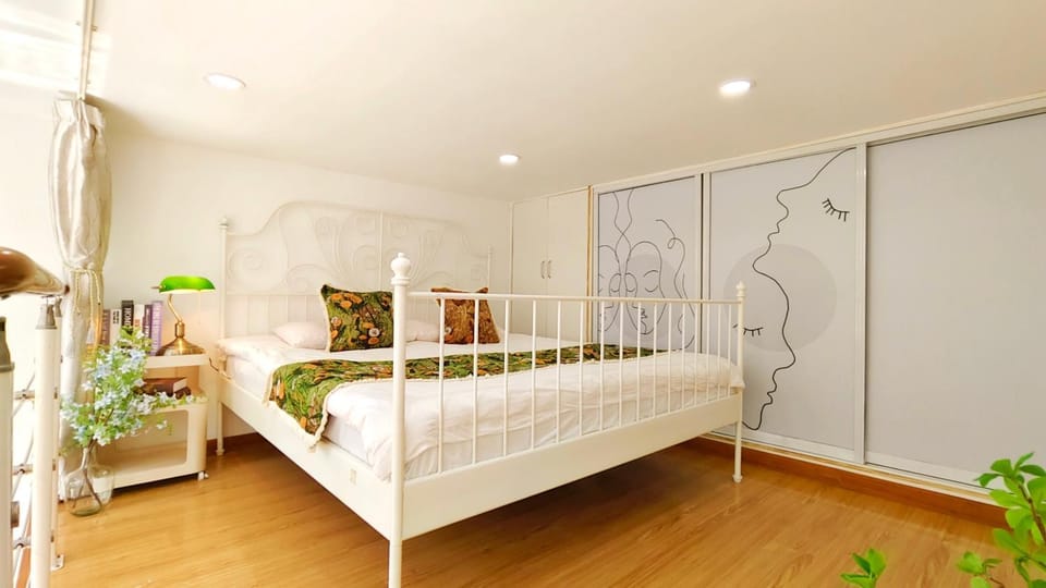 Bed, Bedroom, wardrobe