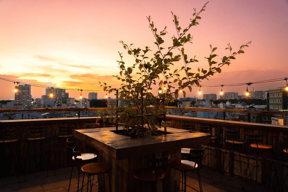Lounge or bar