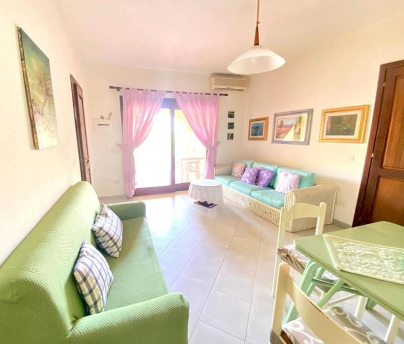 Campania 4 Apartment in San Teodoro