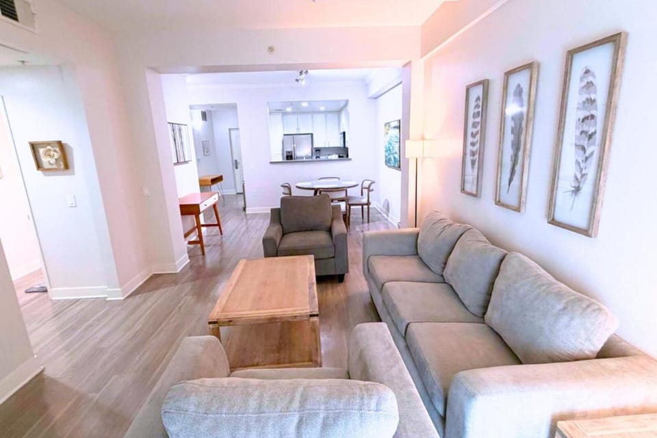 Luxury Apartment on Wilshire Corridor (L09) Apartment in Westwood