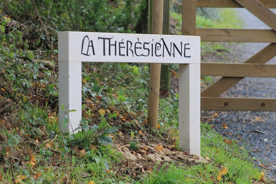 Property logo or sign