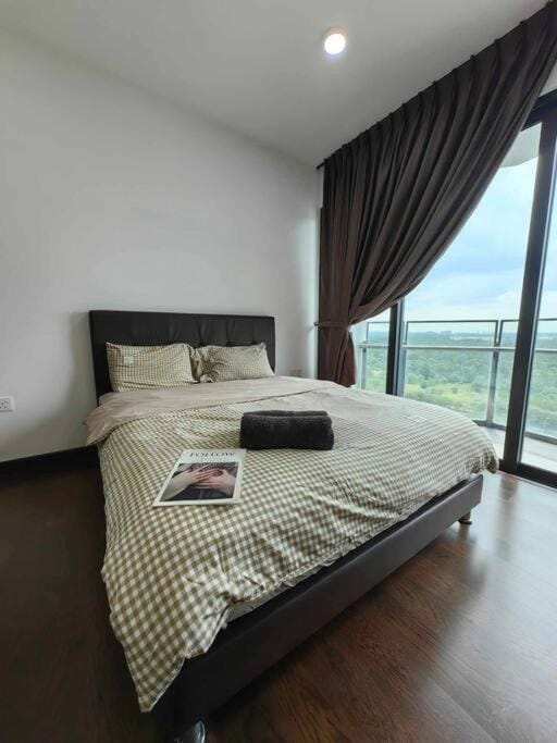 Almas Suites Netflix Wifi Puteri Harbour By STAY Apartment in Johor