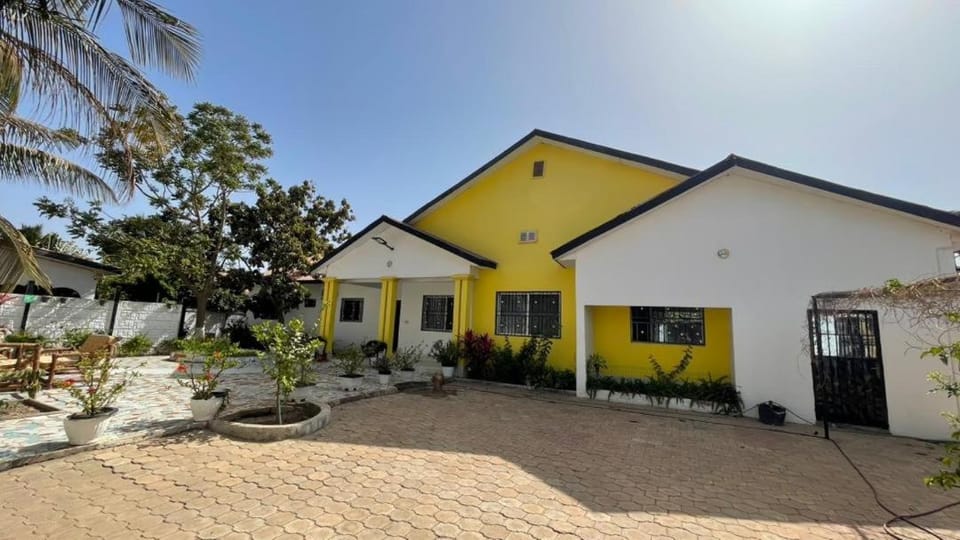 B & B Villa Calliandra Bed and Breakfast in Senegal