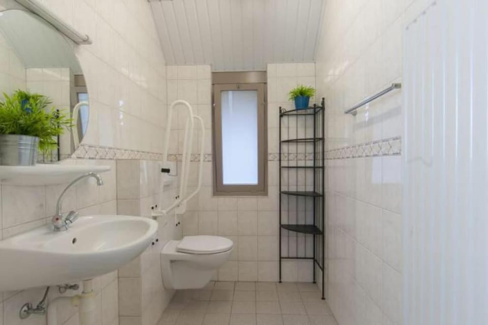 Bungalow De Schuilevink - 8p MIVA House in Gelderland, Netherlands