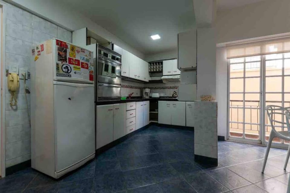 Dining area, minibar, pet friendly, stove