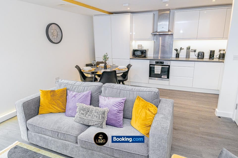 Living room, Dining area, heating, kitchen, kitchen