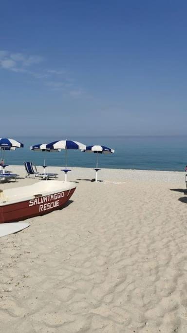Zambrone Mare Appartamento / Piscina / Mare Apartment in Calabria
